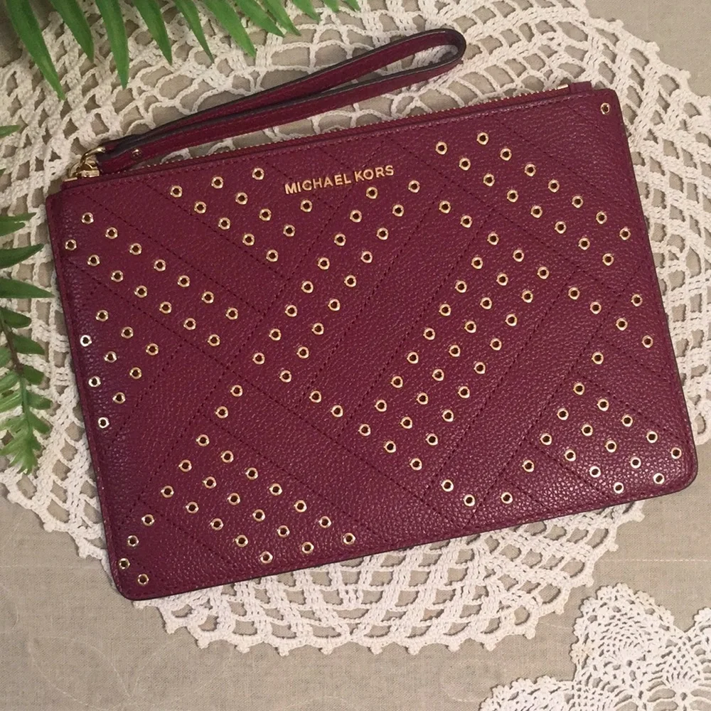 Michael Kors Mulberry Jet Set Travel XL Zip Clutch New
